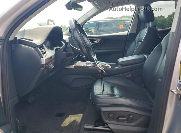 WA1LHBF79KD014698 2019 AUDI Q7 Silver Widok wnętrza z przodu