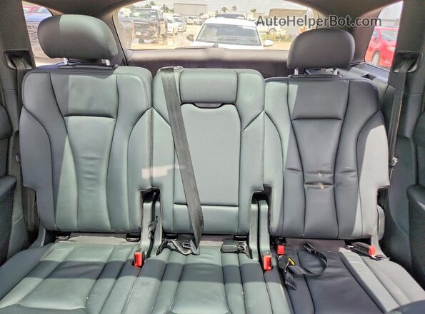 WA1LJAF75MD025263 2021 AUDI Q7 Blue Widok tylnych siedzeń