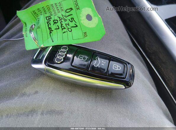 WA1LJAF79LD009565 2020 AUDI Q7 Black Dashboard view