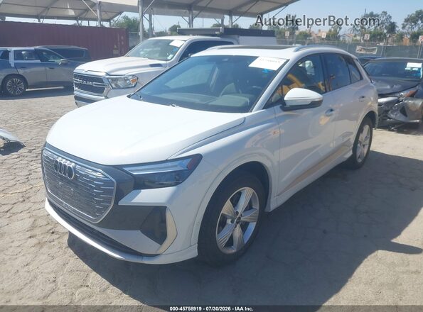 WA1LUBFZ0RP034876 2024 AUDI Q4 Белый Передняя левая четверть
