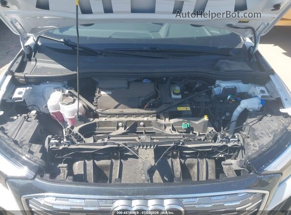 WA1LUBFZ0RP034876 2024 AUDI Q4 Белый Вид сзади