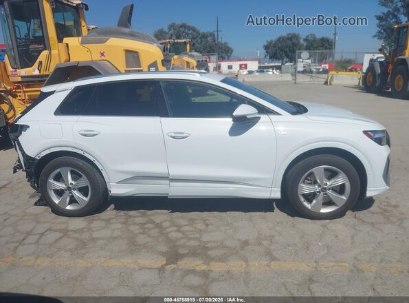 WA1LUBFZ0RP034876 2024 AUDI Q4 Белый Панорамный вид салона 360°