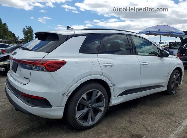 WA1LUBFZ1RP046910 2024 AUDI Q4 Белый Задняя правая четверть