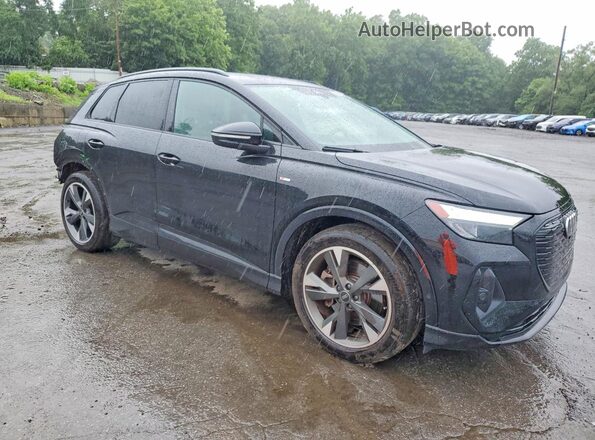 WA1LUBFZ8RP077541 2024 AUDI Q4 Black Przód prawy