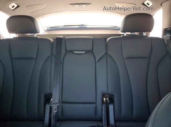 WA1LVBF72TD005240 2026 AUDI Q7 Gray Vista de los asientos traseros