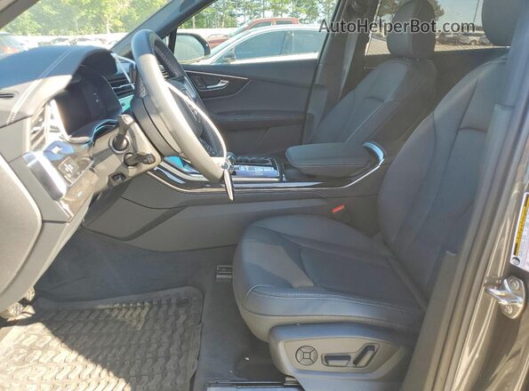 WA1LVBF72TD005240 2026 AUDI Q7 Gray Vista interior delantera