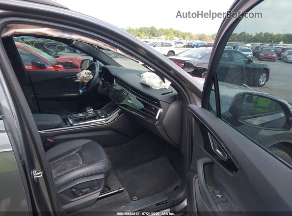 WA1LXAF70MD023550 2021 AUDI Q7 Gray Vista interior delantera