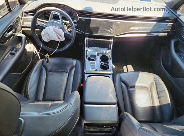 WA1LXAF71LD004536 2020 AUDI Q7 White Vista del salpicadero