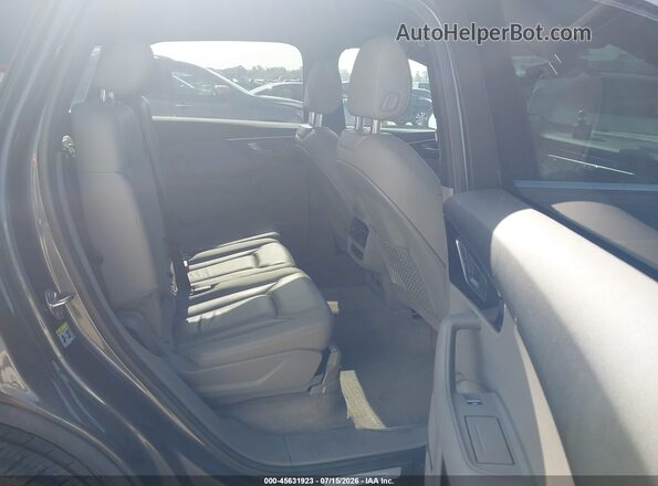 WA1LXAF74LD011982 2020 AUDI Q7 Gray VIN sticker view