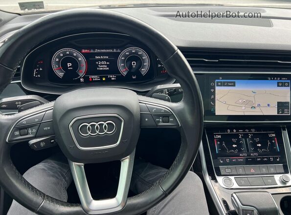 WA1LXAF74MD038150 2021 AUDI Q7 Gray Widok wnętrza z przodu