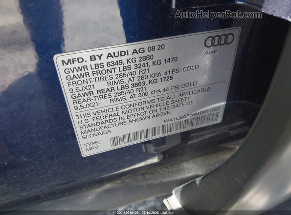 WA1LXAF76MD011922 2021 AUDI Q7 Dark Blue Engine compartment view