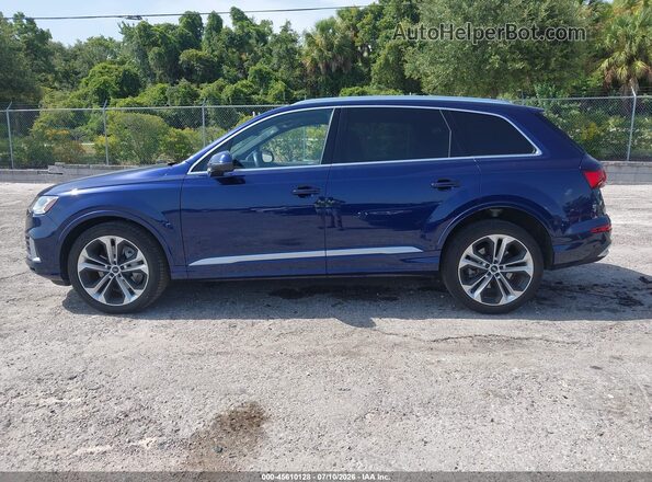 WA1LXAF76MD011922 2021 AUDI Q7 Dark Blue 360 interior view