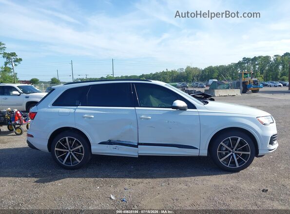 WA1LXAF77MD041012 2021 AUDI Q7 Белый Вид задней части салона