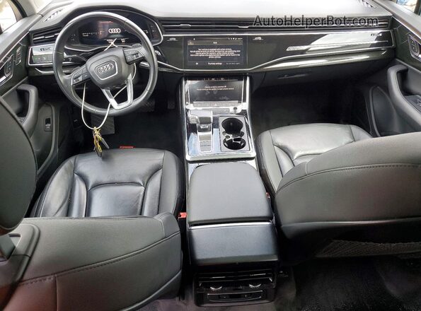 WA1LXAF79MD027371 2021 AUDI Q7 Silver Առջևի վահանակի տեսք