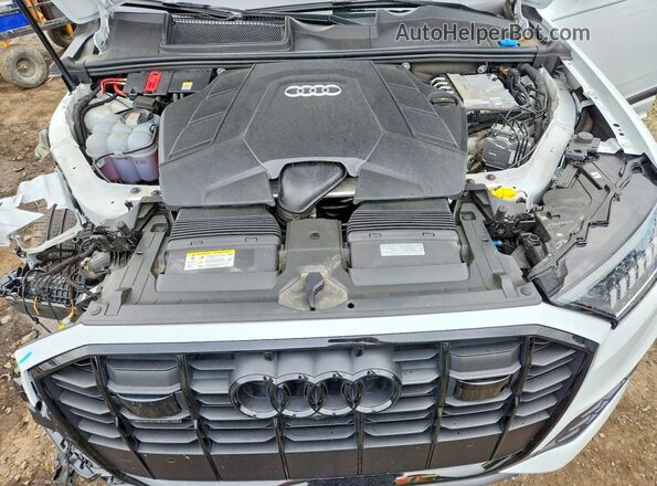 WA1LXBF74PD007152 2023 AUDI Q7 White Widok komory silnika