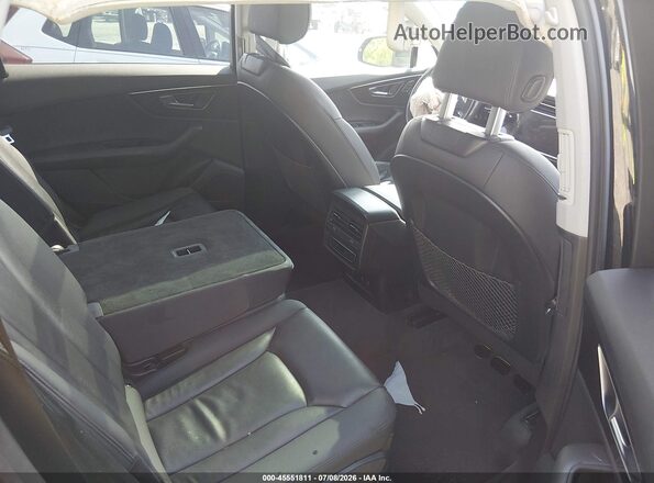 WA1LXBF76ND013175 2022 AUDI Q7 Black Vista de la etiqueta del VIN
