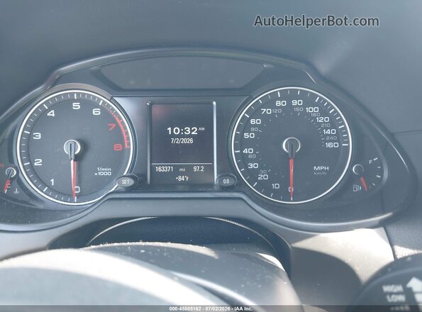 WA1M2AFP2HA037413 2017 AUDI Q5 White Widok tylnych siedzeń