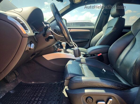 WA1M2AFP3HA046489 2017 AUDI Q5 Black Front interior view