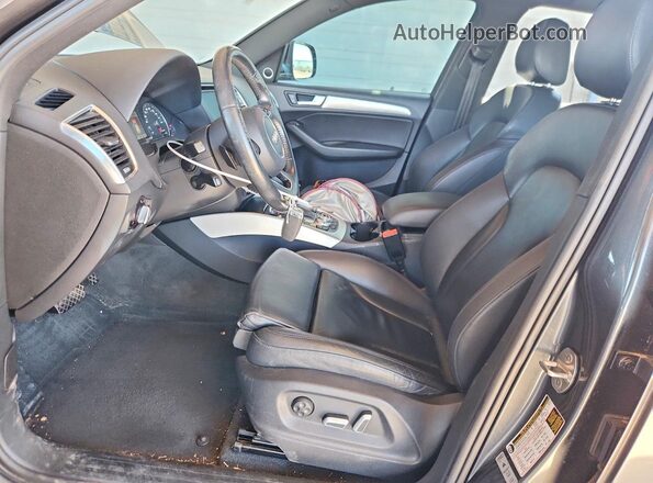WA1M2AFP6HA052674 2017 AUDI Q5 Gray წინა სალონის ხედი