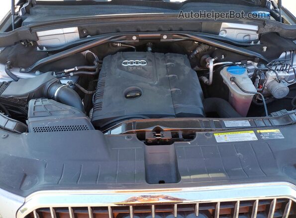 WA1M2AFP7HA038041 2017 AUDI Q5 Silver Սալոնի հետևի տեսք