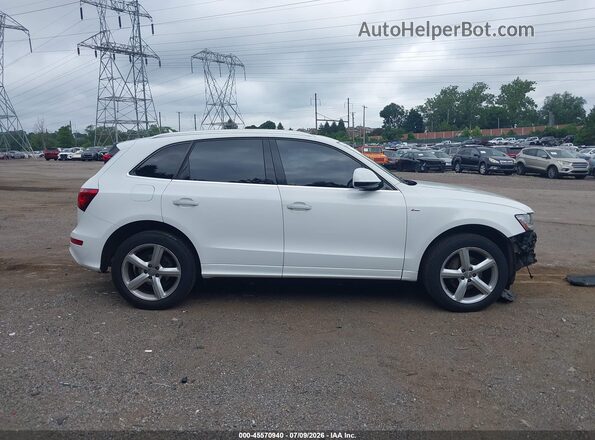 WA1M2AFP8HA058458 2017 AUDI Q5 White Rear interior view