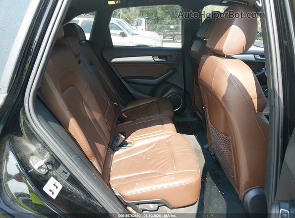 WA1M2AFP9HA052457 2017 AUDI Q5 Black VIN կոդի պիտակի տեսք