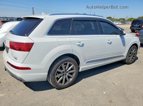 WA1VAAF70JD040855 2018 AUDI Q7 White Задня права чверть
