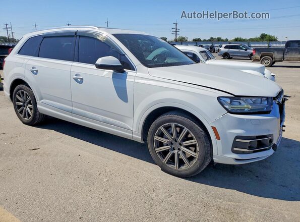 WA1VAAF70JD040855 2018 AUDI Q7 White Передня права чверть