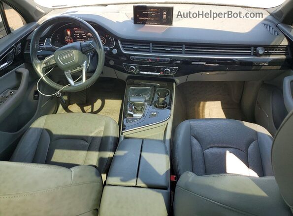 WA1VAAF70JD040855 2018 AUDI Q7 White Вид панелі приладів