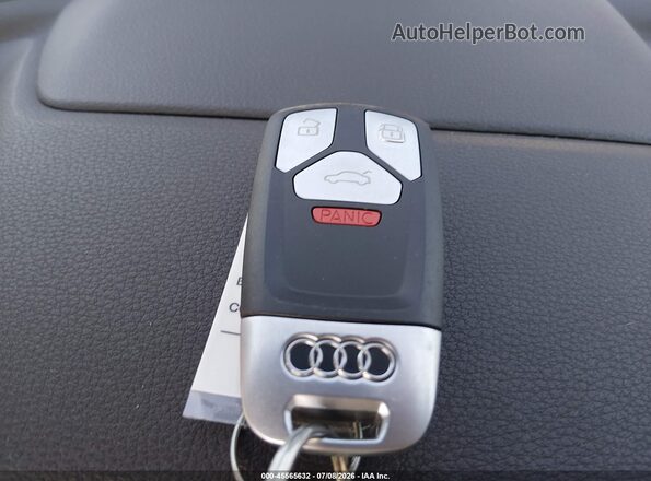 WA1VAAF71JD010537 2018 AUDI Q7 Black Widok deski rozdzielczej