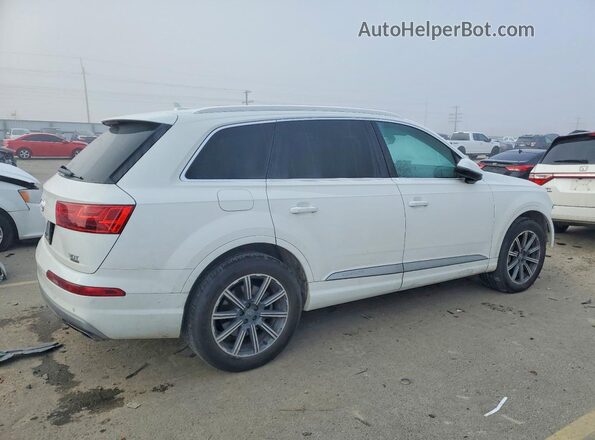 WA1VAAF72HD010685 2017 AUDI Q7 Белый Задняя правая четверть