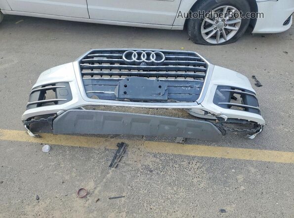 WA1VAAF72HD010685 2017 AUDI Q7 Белый Вид наклейки с VIN-кодом