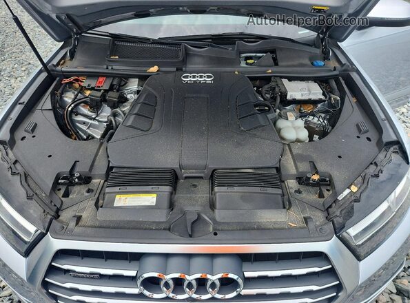 WA1VAAF72JD006285 2018 AUDI Q7 White Widok wnętrza z tyłu