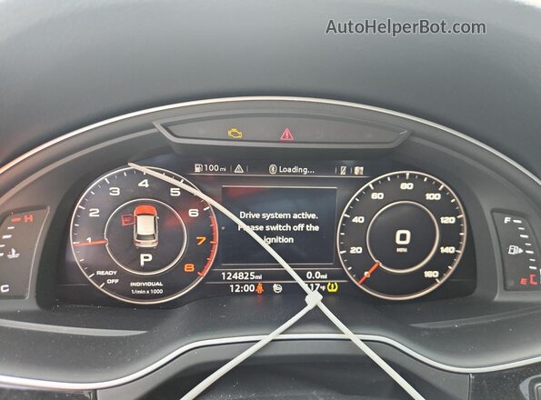 WA1VAAF72JD023880 2018 AUDI Q7 Gray Widok zestawu wskaźników