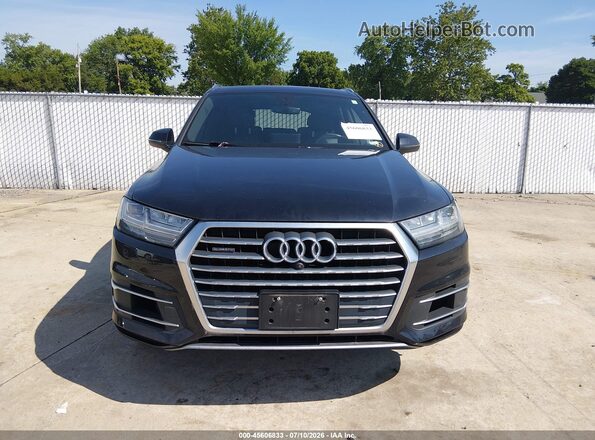 WA1VAAF73HD011540 2017 AUDI Q7 Black Widok z przodu