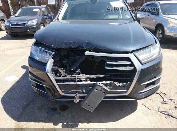 WA1VAAF73JD012290 2018 AUDI Q7 Blue Rear interior view
