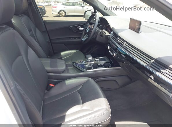 WA1VAAF73JD054250 2018 AUDI Q7 White Սալոնի դիմացի տեսք