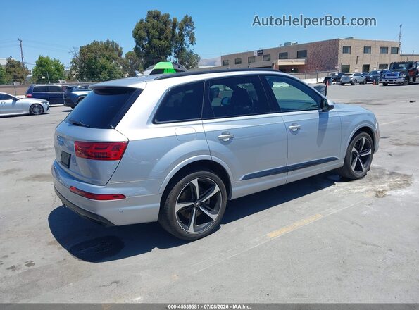 WA1VAAF74KD018391 2019 AUDI Q7 Silver Задня права чверть