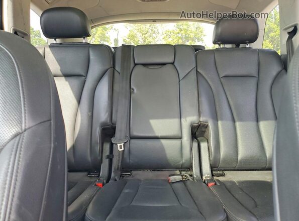 WA1VAAF74KD021789 2019 AUDI Q7 Blue Вид задніх сидінь