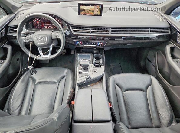 WA1VAAF74KD040018 2019 AUDI Q7 Black Dashboard view