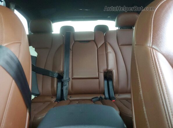 WA1VAAF75JD052385 2018 AUDI Q7 White უკანა სავარძლების ხედი