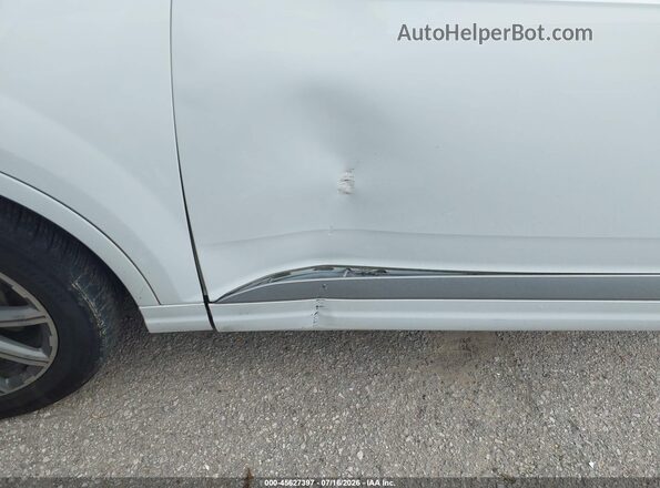 WA1VAAF75KD008680 2019 AUDI Q7 White 