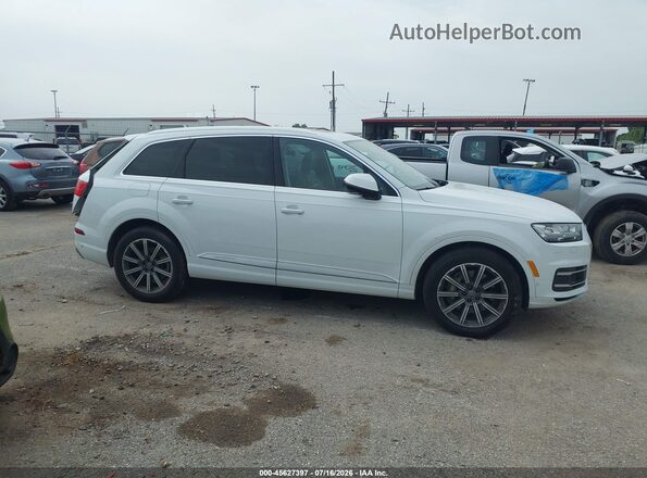 WA1VAAF75KD008680 2019 AUDI Q7 White Vista interior trasera