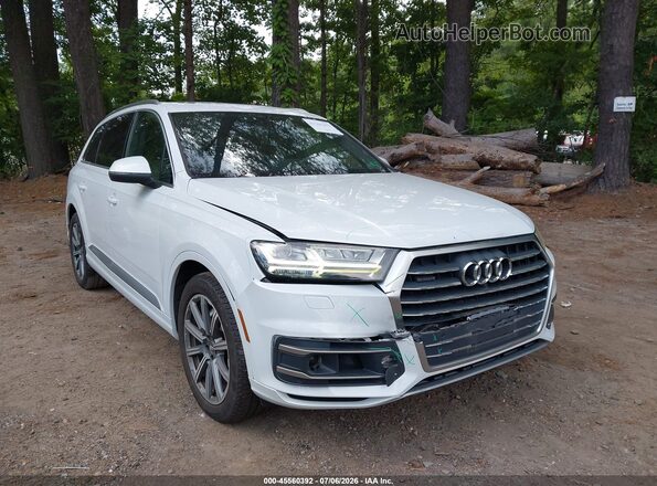 WA1VAAF76JD038575 2018 AUDI Q7 White Front view