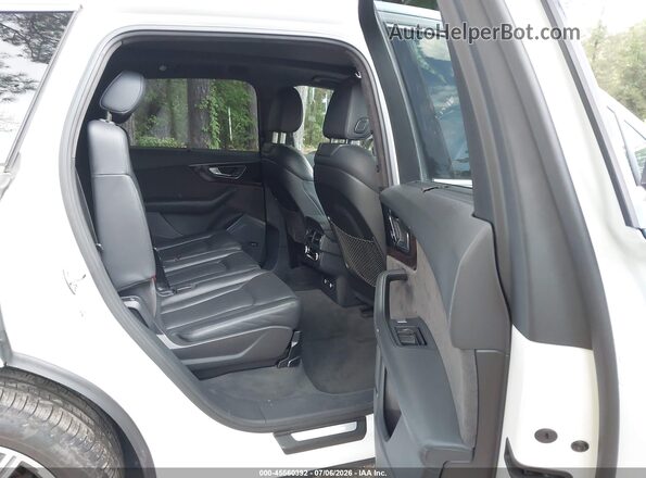 WA1VAAF76JD038575 2018 AUDI Q7 White VIN sticker view