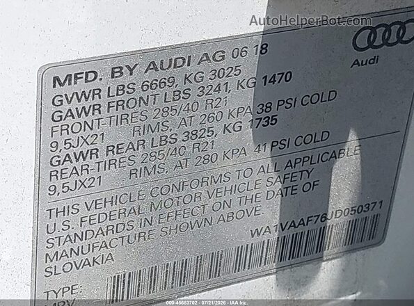 WA1VAAF76JD050371 2018 AUDI Q7 White ძრავის განყოფილების ხედი