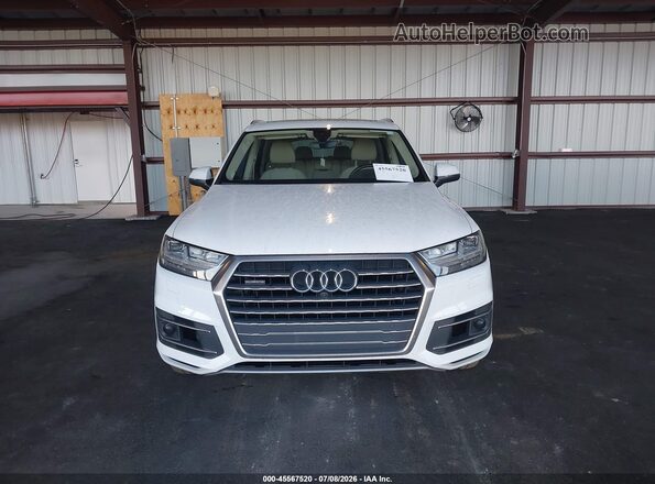WA1VAAF76KD015430 2019 AUDI Q7 White Вид щитка приладів
