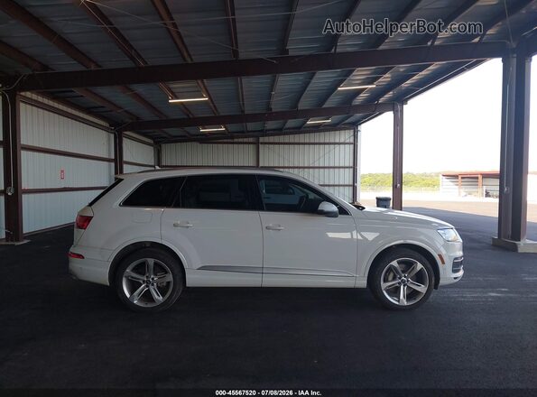 WA1VAAF76KD015430 2019 AUDI Q7 White Вид задньої частини салону