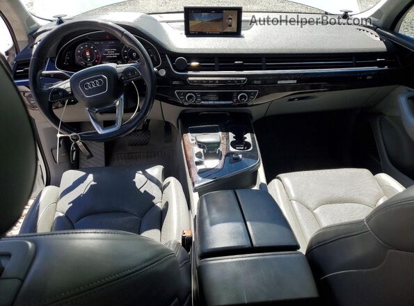WA1VAAF77HD030124 2017 AUDI Q7 White Dashboard view