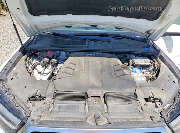 WA1VAAF77HD030124 2017 AUDI Q7 White Engine compartment view